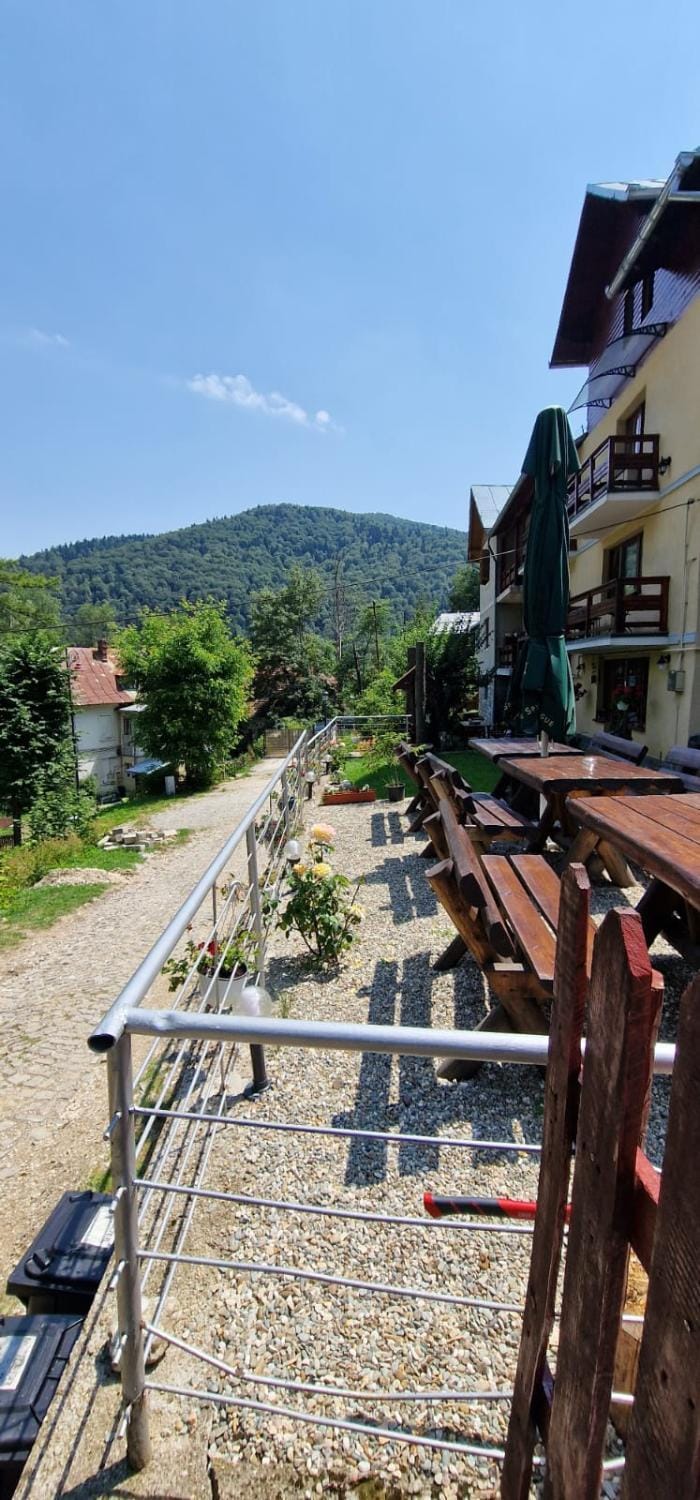 Property building, Day, Natural landscape, View (from property/room), Balcony/Terrace, Mountain view