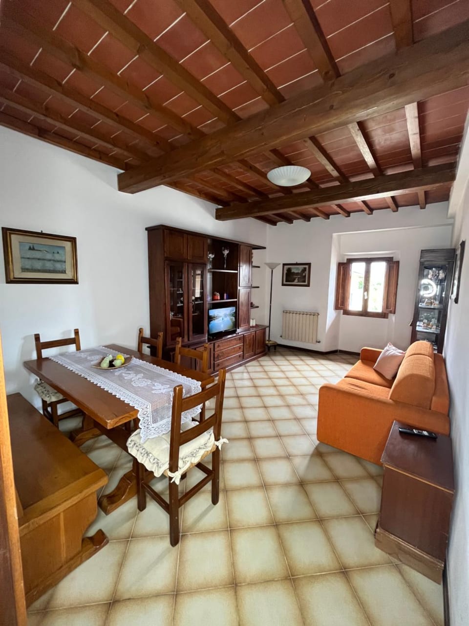 Communal lounge/ TV room