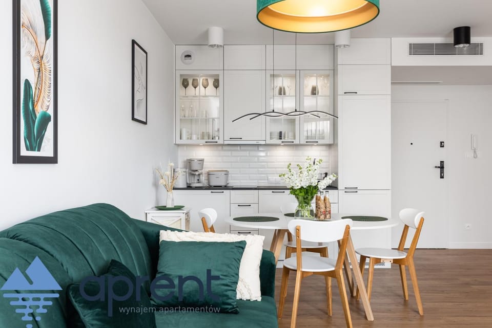 Kitchen or kitchenette, Living room, Dining area, stove