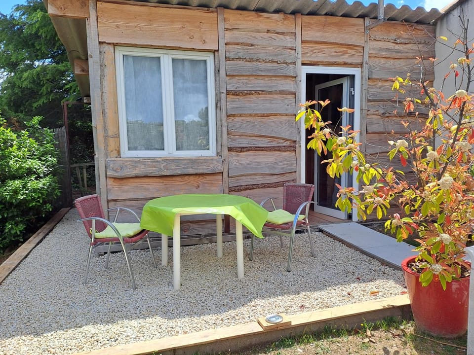 Patio, Garden view