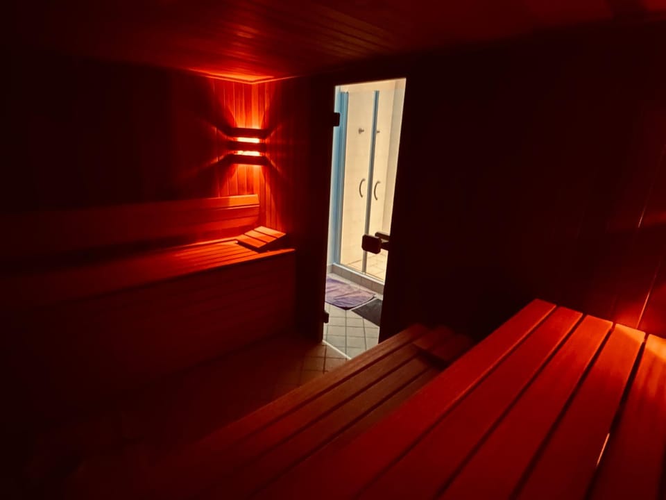 Sauna, Sauna, Spa and wellness centre/facilities