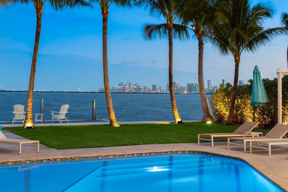 Natural landscape, Pool view, Sea view, Swimming pool