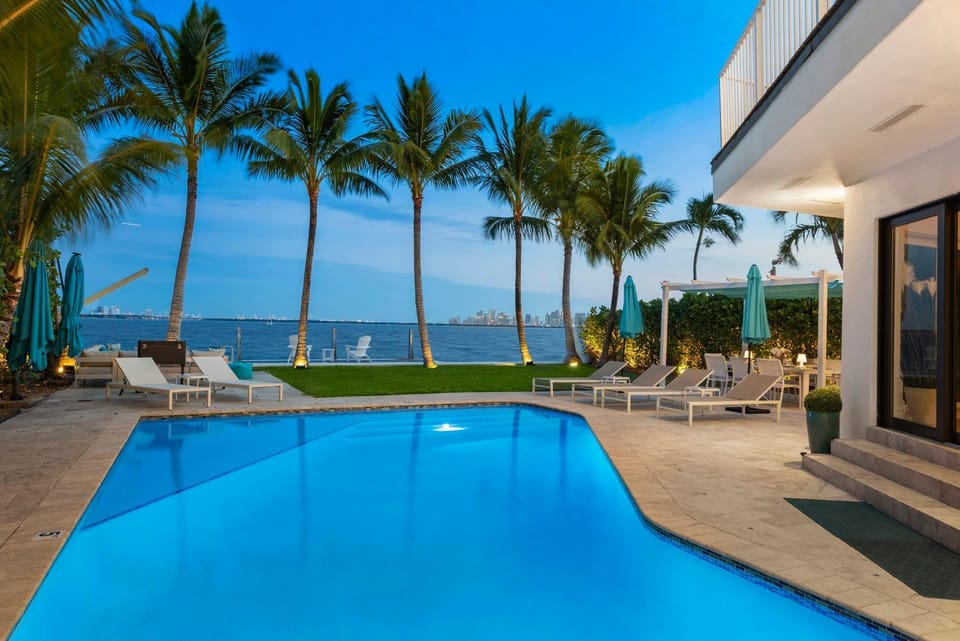 Natural landscape, Pool view, Swimming pool, sunbed