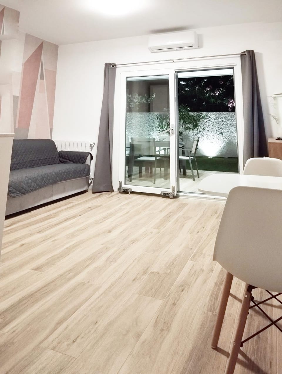 Seating area