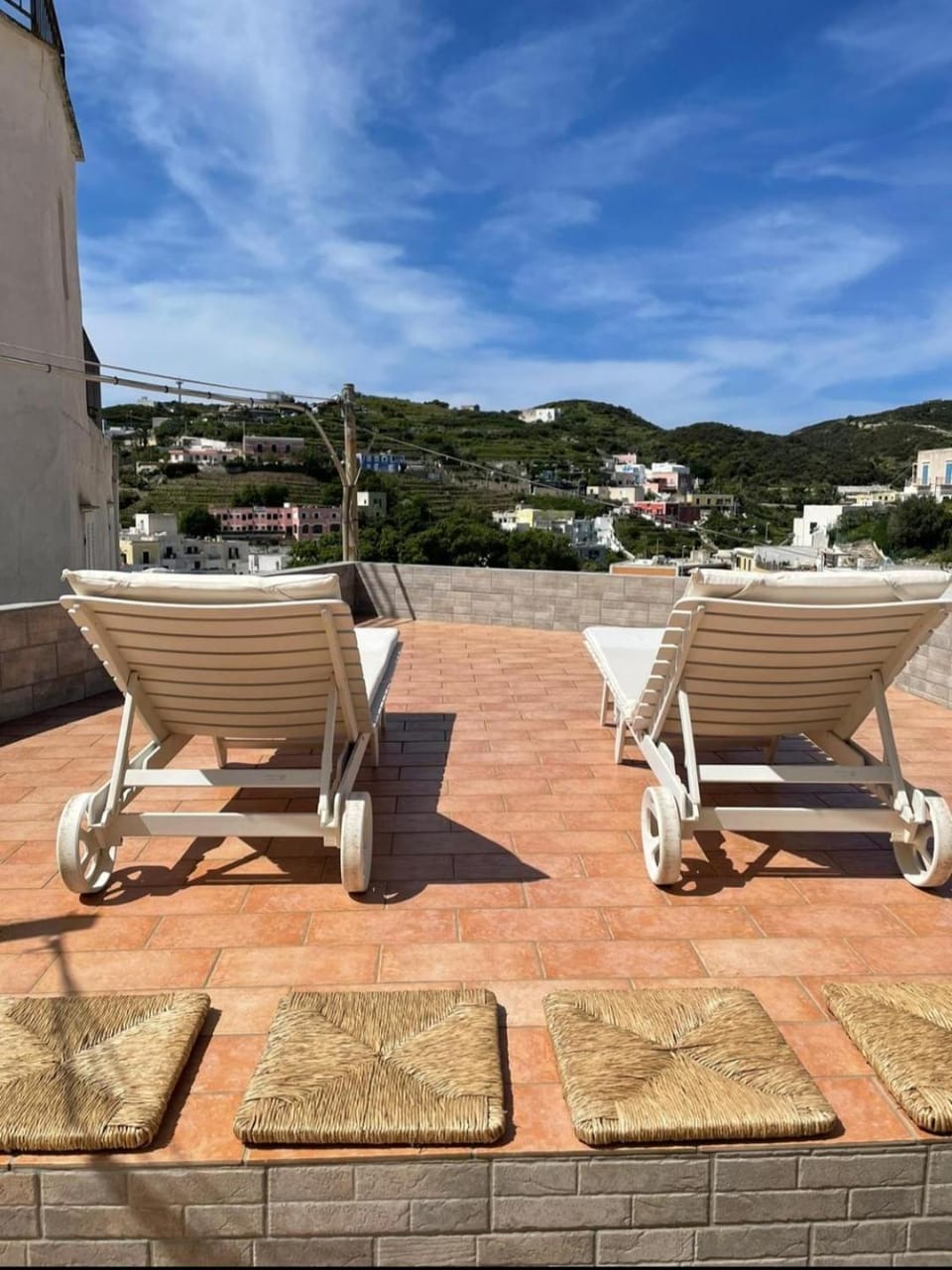 View (from property/room), Balcony/Terrace, Mountain view, sunbed