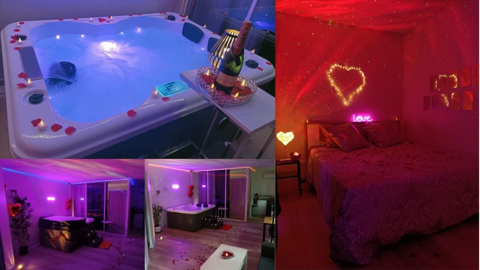 Bed, Hot Tub, Photo of the whole room, Bedroom