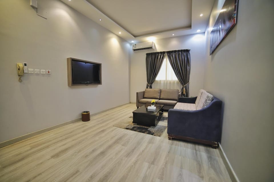 TV and multimedia, Living room, Photo of the whole room, Seating area