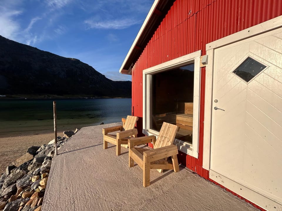 Casa Lofoten Quiet Privat Sauna at Ramberg Kvalvika Reine Villa in Lofoten