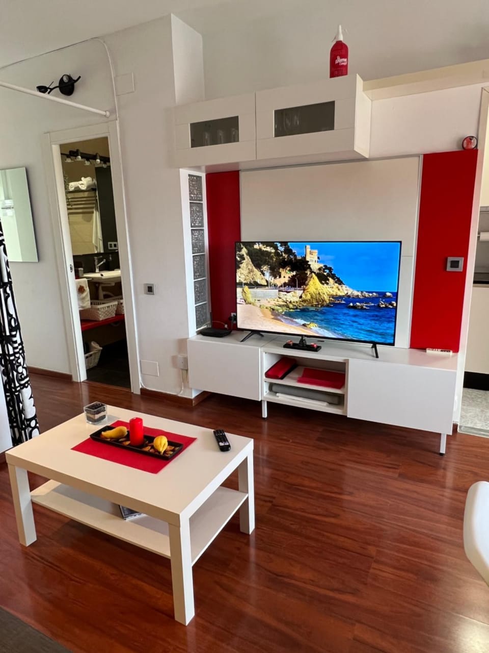 Communal lounge/ TV room, TV and multimedia