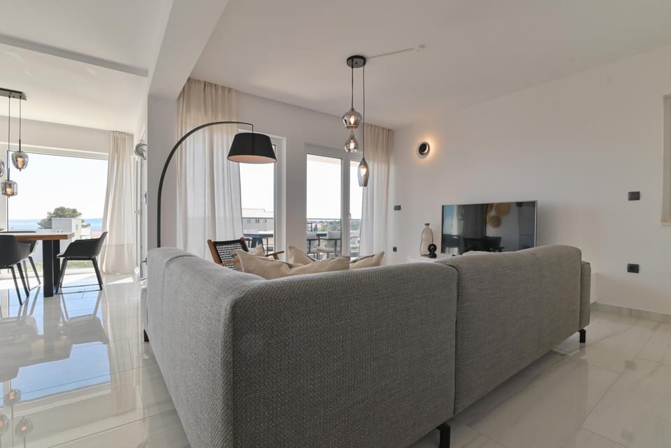 Luxury apartment Bella Lela Apartment in Okrug Gornji