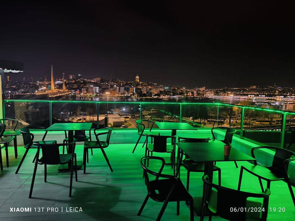 Night, Balcony/Terrace, City view