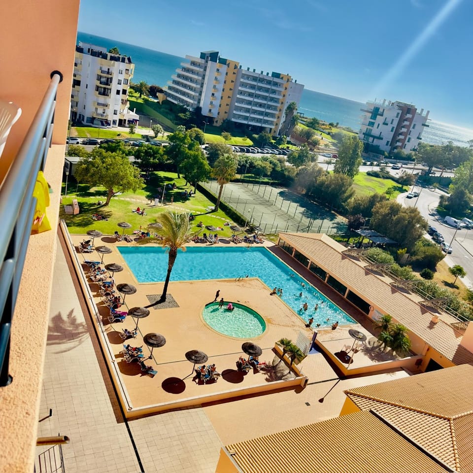 Property building, Balcony/Terrace, Pool view, Sea view, Swimming pool