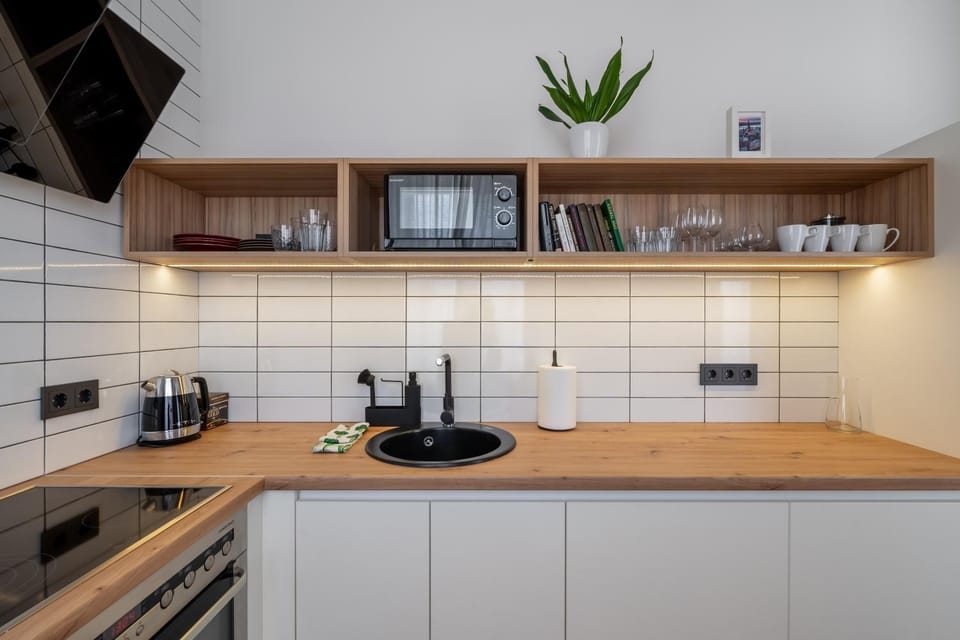 Coffee/tea facilities, Kitchen or kitchenette, minibar, pet friendly, stove