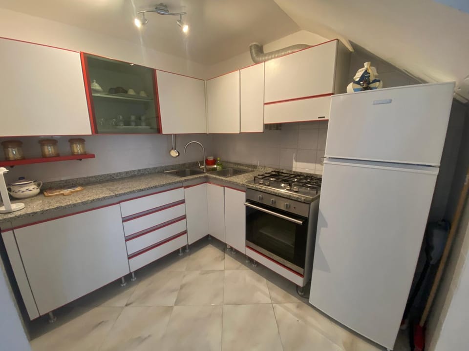 Magi - Azalea Apartment in Ponza