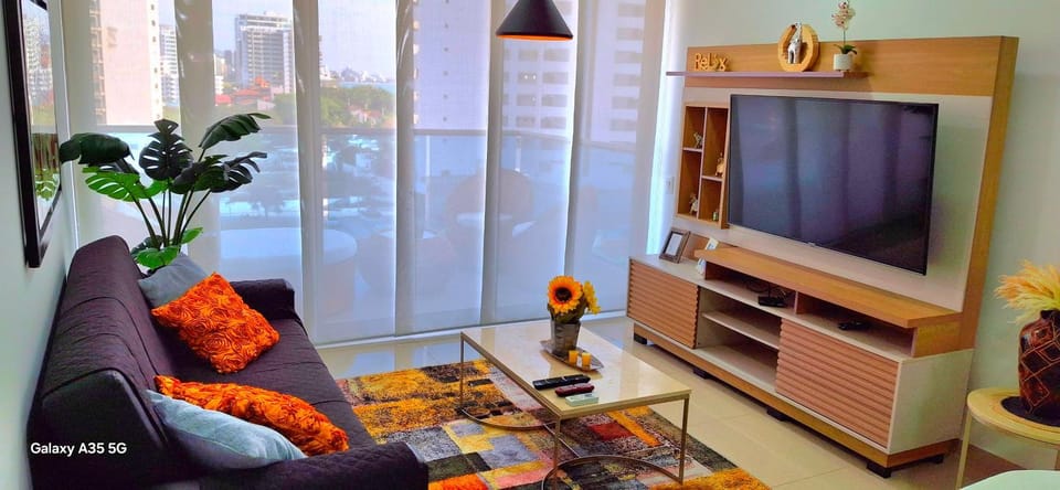 Communal lounge/ TV room, TV and multimedia