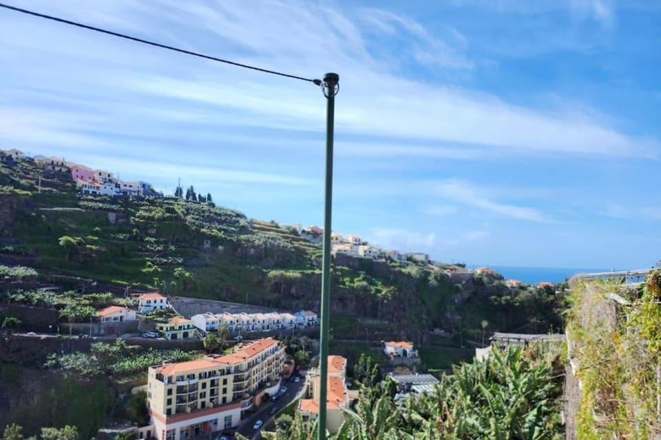 Day, Natural landscape, Mountain view, Sea view