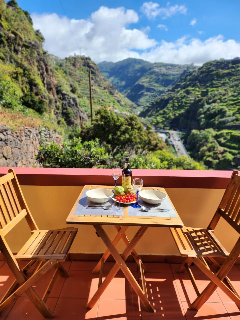 Day, Natural landscape, View (from property/room), Balcony/Terrace, Dining area, Mountain view