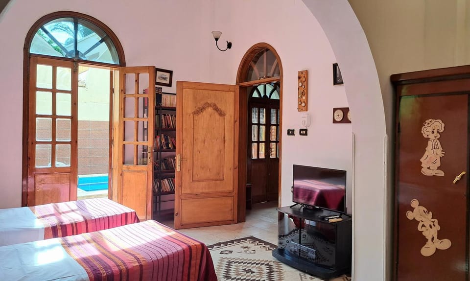 Bedroom, Pool view