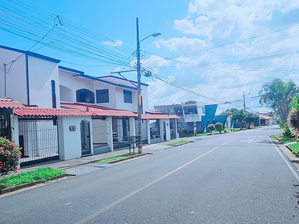 Property building, Day, Neighbourhood, Street view, Location