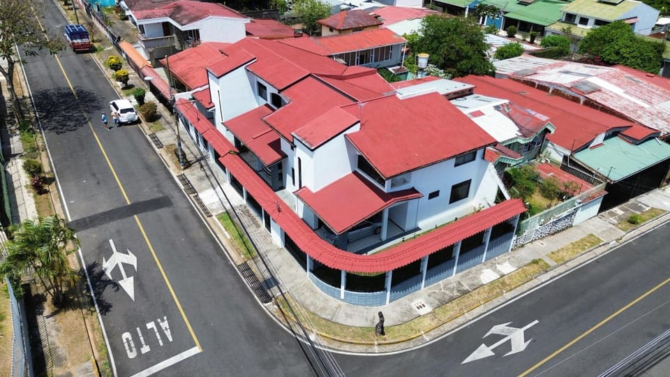 Property building, Day, Neighbourhood, Bird's eye view, Street view, Location, Parking