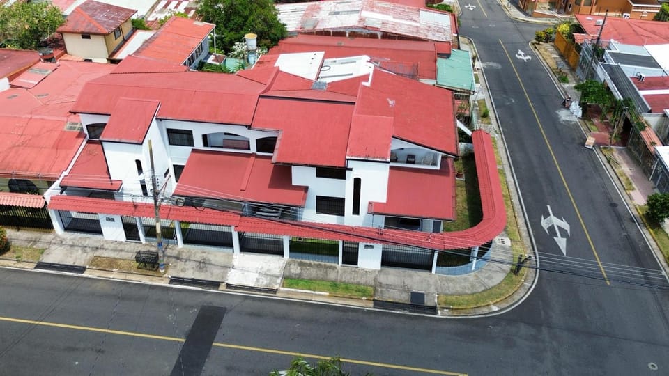 Property building, Day, Neighbourhood, Bird's eye view, Street view, Location, Parking