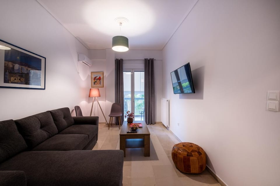 SOKOS Residence, 1' walk from Aghios Ioannis Metro Apartment in Athens