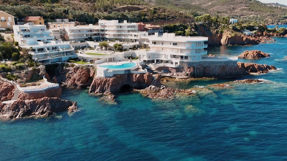 Property building, Beach, Sea view, Sea view, Swimming pool