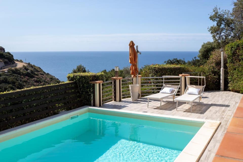 Patio, Natural landscape, Pool view, Sea view, Swimming pool, sunbed