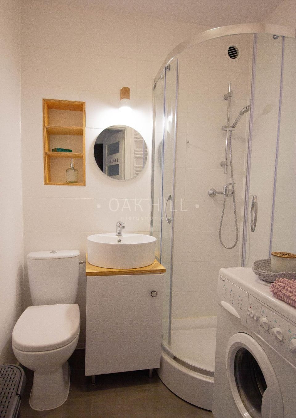 Shower, Toilet, Bathroom, towels, washing machine, dryer