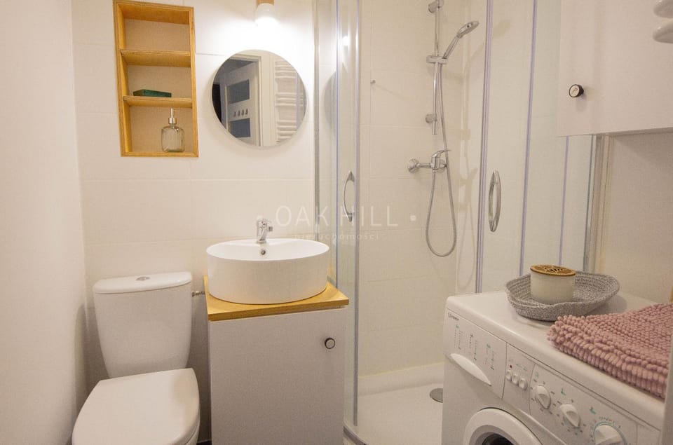 Shower, Toilet, Bathroom, towels, washing machine, dryer