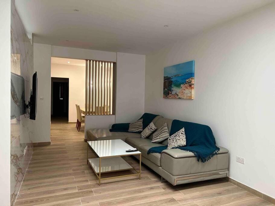 A flat in the heart of bugibba Apartment in Saint Paul's Bay