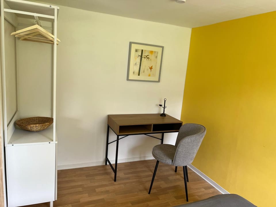 Business facilities, Bedroom