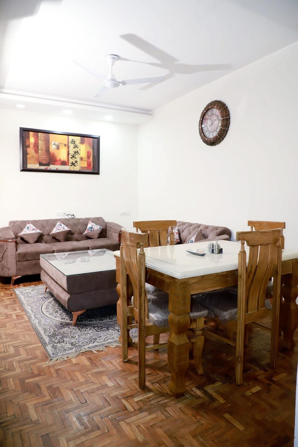 Living room, Dining area