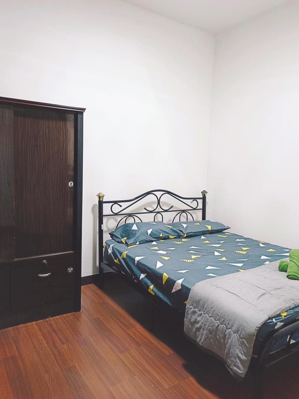 Bed, Bedroom, wardrobe