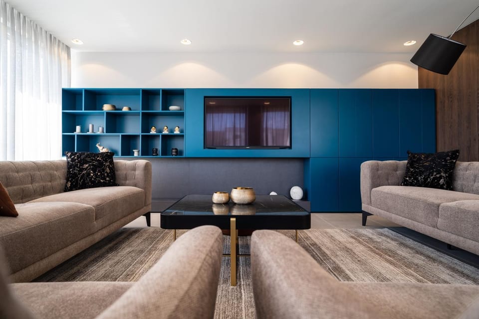 TV and multimedia, Living room, Seating area