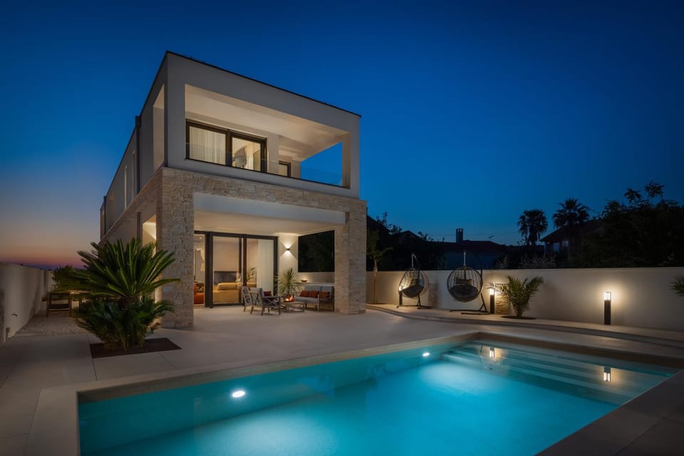 Night, Swimming pool