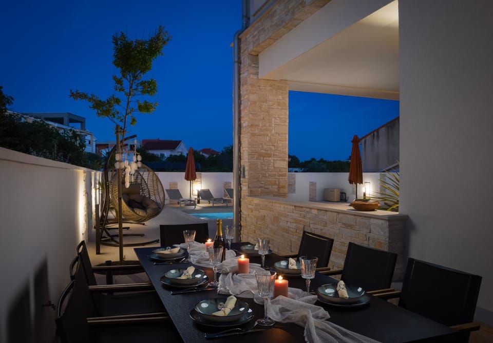 BBQ facilities, Balcony/Terrace, Swimming pool