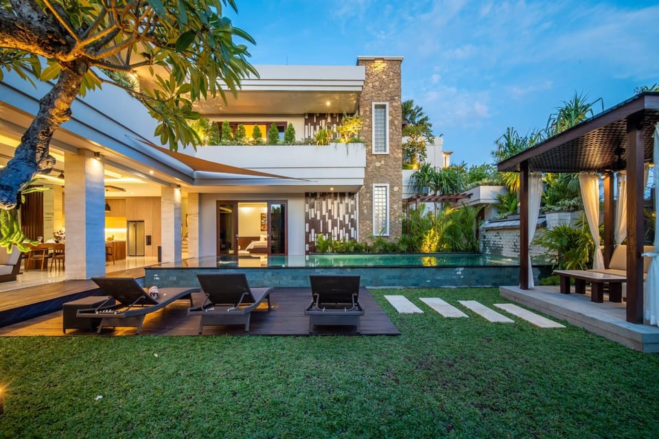 Property building, Pool view, Pool view