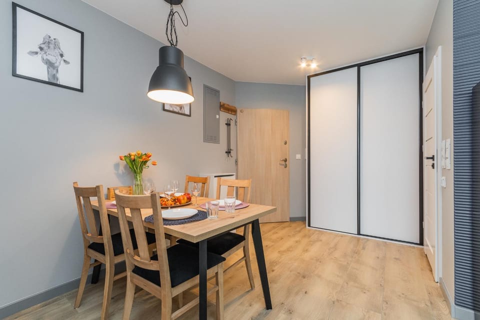 Living room, Dining area, wardrobe