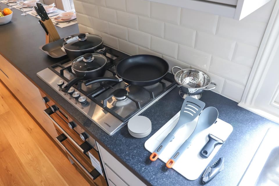 Kitchen or kitchenette, stove
