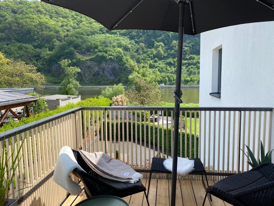 View (from property/room), Balcony/Terrace