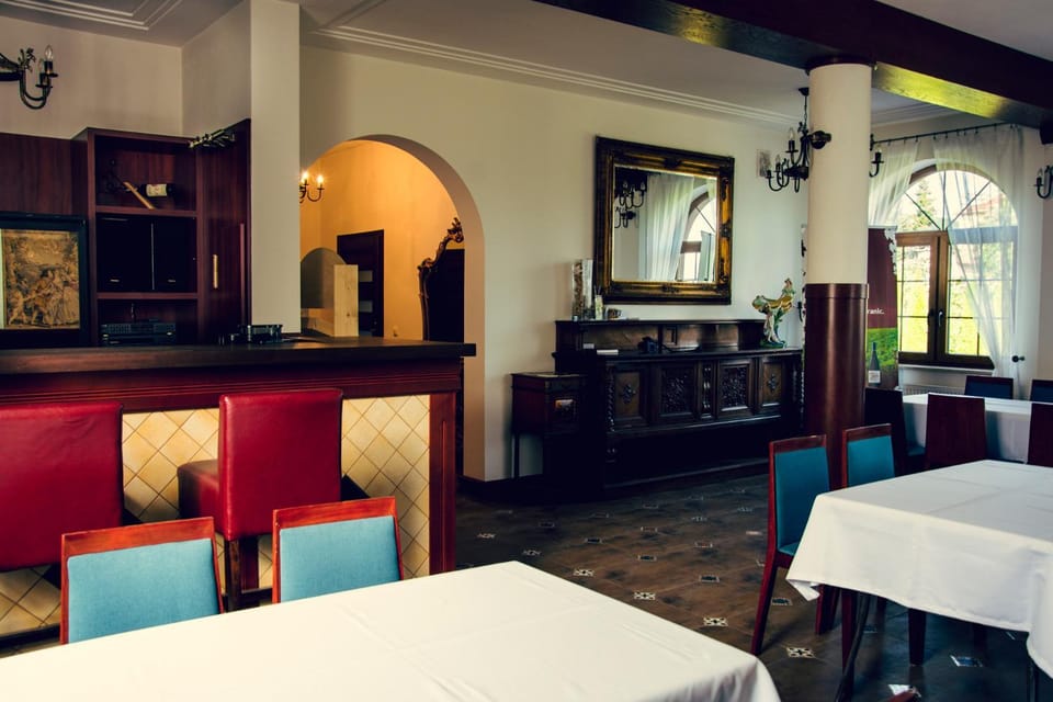 Lounge or bar