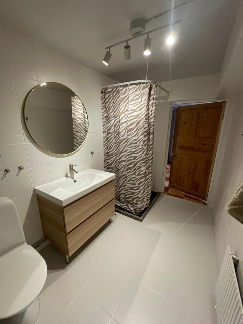 Toilet, Bathroom