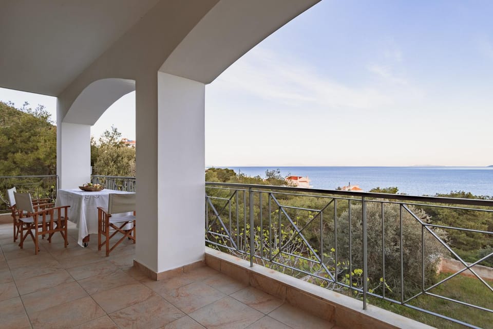 Patio, Spring, Day, Natural landscape, Winter, Summer, View (from property/room), Balcony/Terrace, Seating area, Dining area, Autumn, Sea view, Sea view, Seasons, Sunrise, Sunset