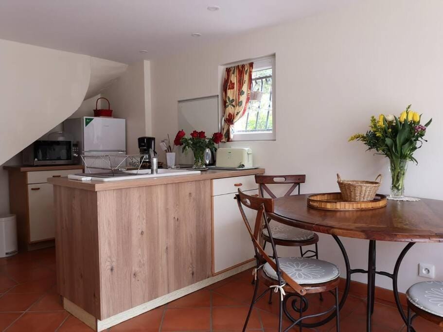 Gîte sous les chênes : pour un séjour ressourçant House in Rochefort-du-Gard