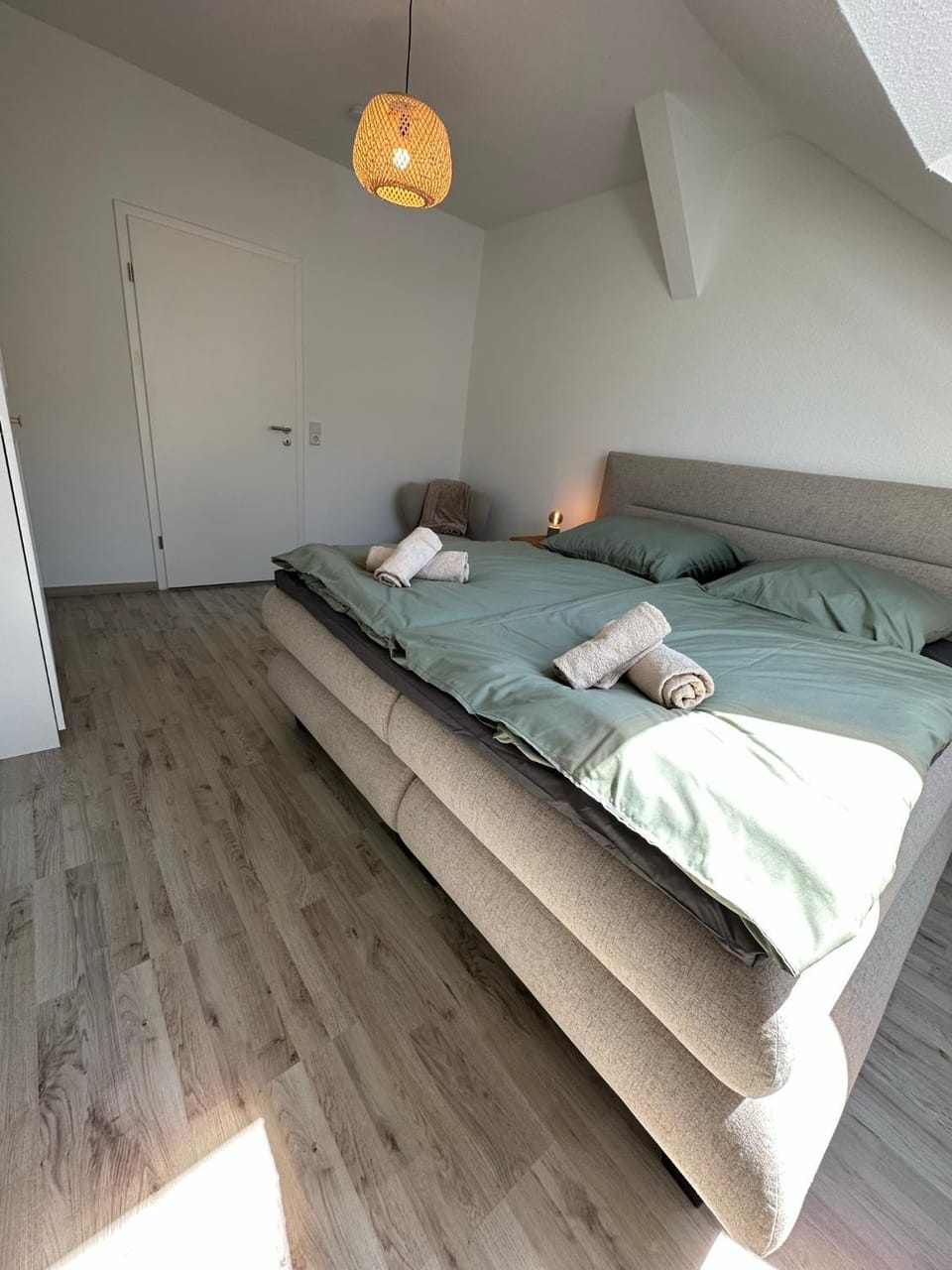 Bed, Seating area, Bedroom, wardrobe