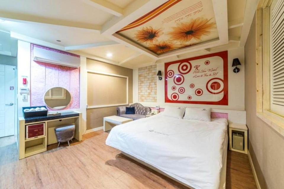 Show Hotel Haeundae Hotel in Busan