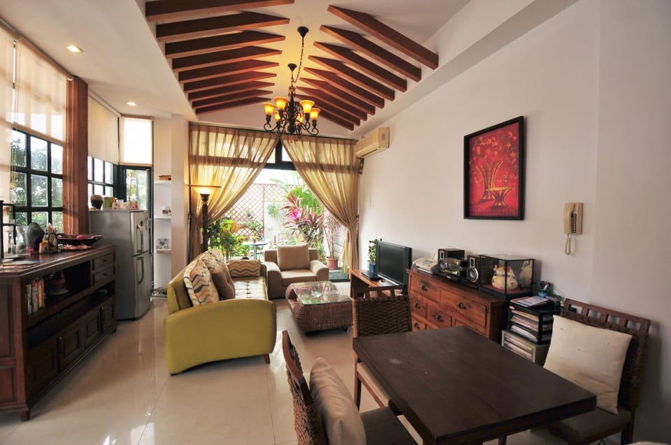 Library, TV and multimedia, Living room, Decorative detail, Area and facilities