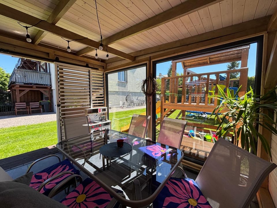 Garden, Seating area