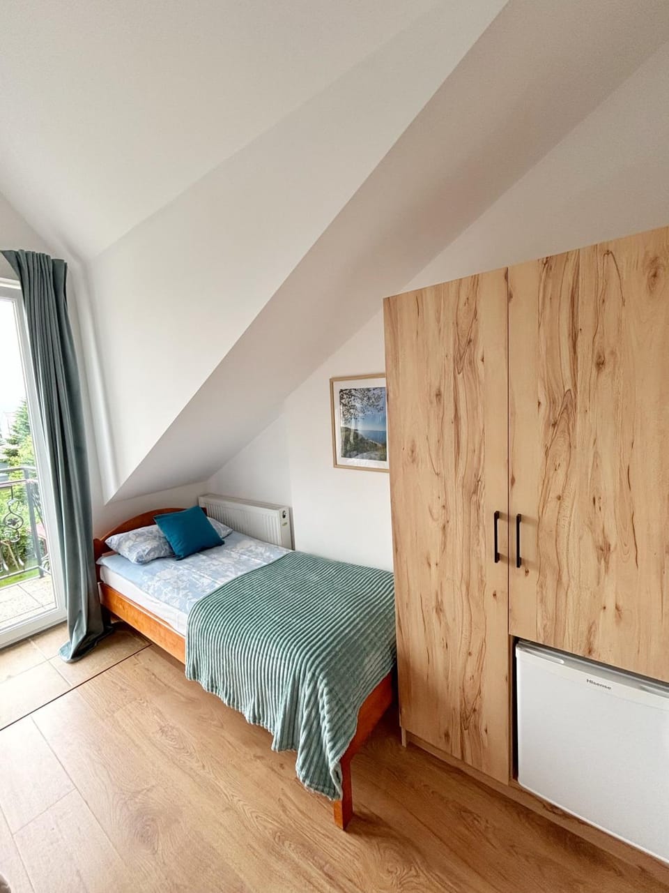 Bed, Photo of the whole room, Bedroom, wardrobe